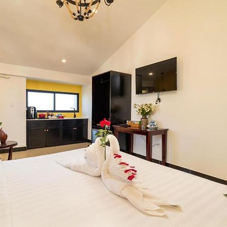 Coco Viet Homestay Hoi An Exterior photo